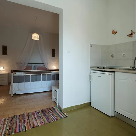 Eftyxia Palaiokastritsa